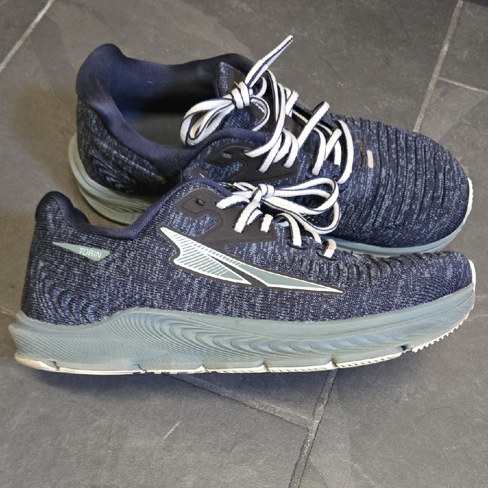 Altra Women's Navy Blue Athletic Running Shoes Size 6.5 EUC - Picture 2 of 6